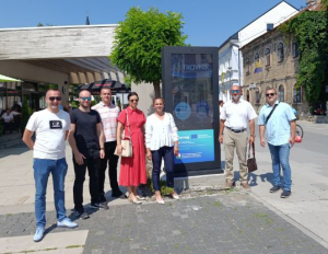 Na Trgu Europe u Travniku postavljen interaktivni informativni kiosk u okviru projekta CROSSMART